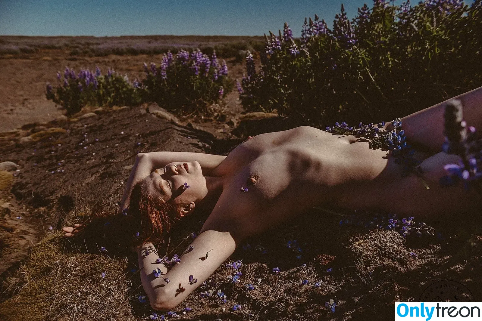 Icelandic Selkie nude photo #0394 (icelandicselkie / realmofhel.free)