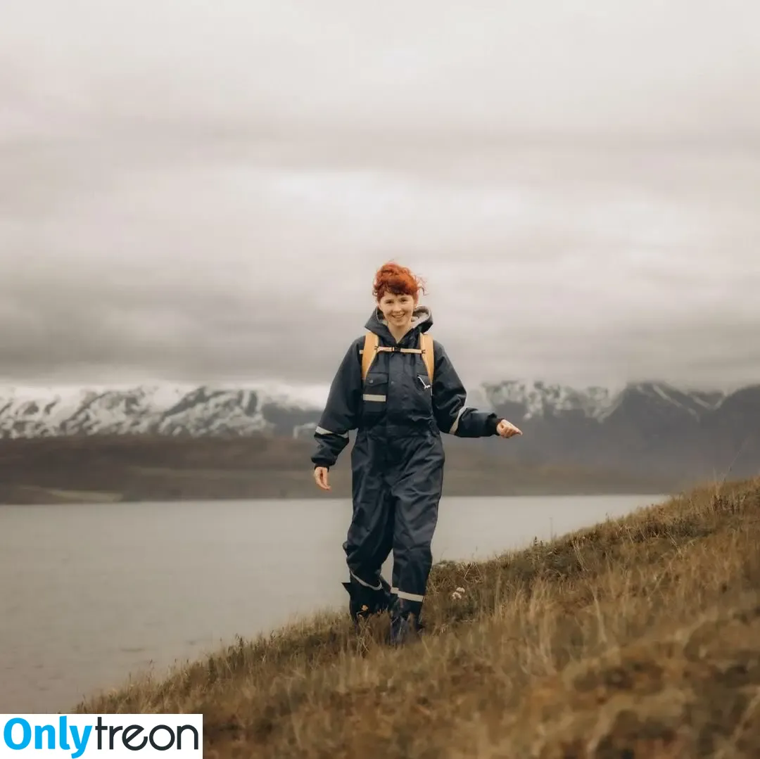 Icelandic Selkie nude photo #0708 (icelandicselkie / realmofhel.free)