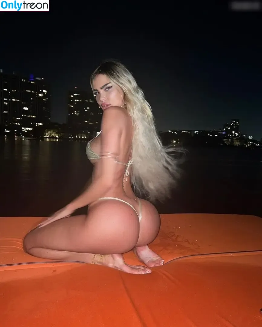 Icy.bebe nude photo #0004 (icybebe)