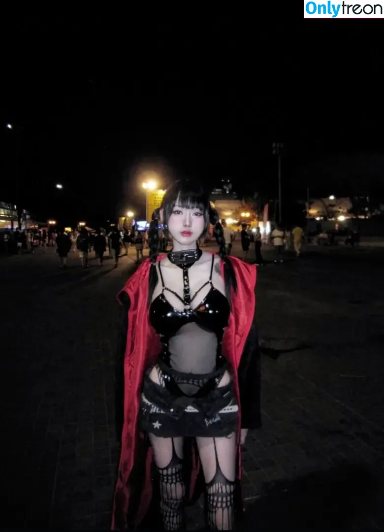 idontwannabeyouanymore nude photo #0075 (idontwannabeyouanymore.u)