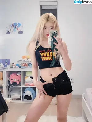 igumdrop / Jaime nude photo #0049