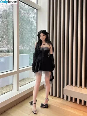 igumdrop / Jaime nude photo #0400