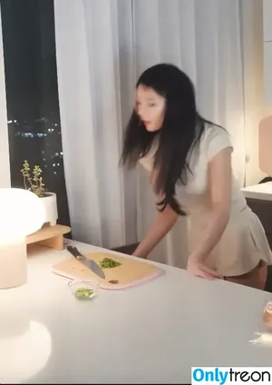 igumdrop / Jaime nude photo #0814
