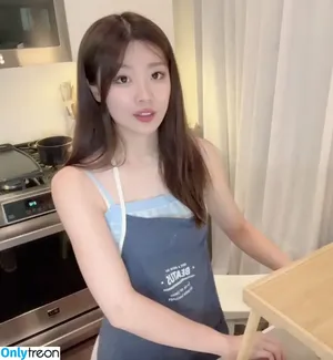 igumdrop / Jaime nude photo #0946