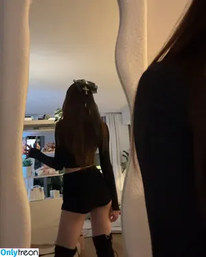 igumdrop / Jaime nude photo #1528