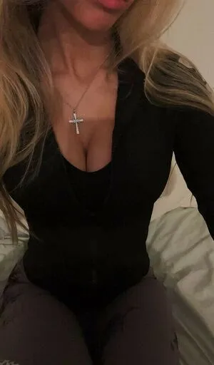 iidaamilda nude photo #0002