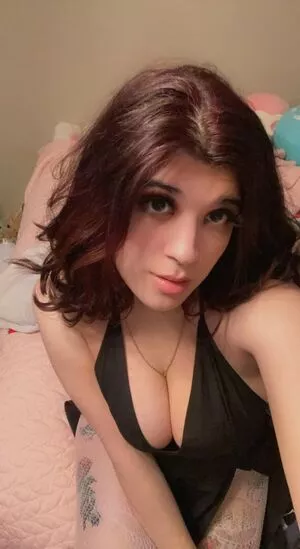 IiIjiggles / idali.guebara18 / jigglesssss / peachyidali nude photo #0035
