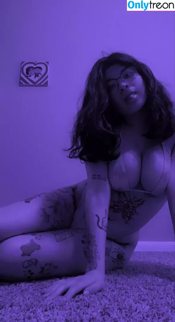 IiIjiggles nude photo #0042 (idali.guebara18 / jigglesssss / peachyidali)
