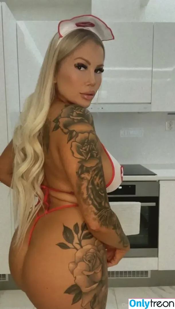 iinasse nude photo #0109 (nasulina / nasulinaa)