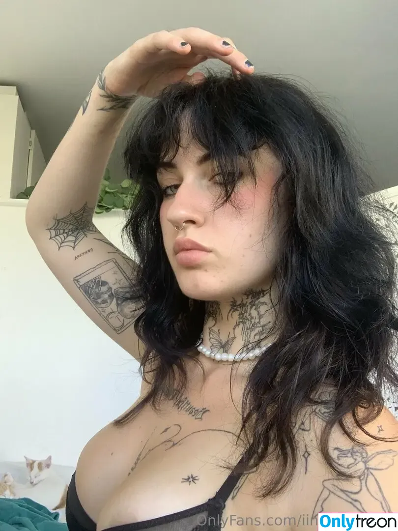 iinked.kitttyy nude photo #0026 (iinkedkitty)
