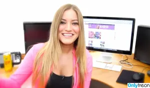 iJustine / Justine Ezarik nude photo #0391