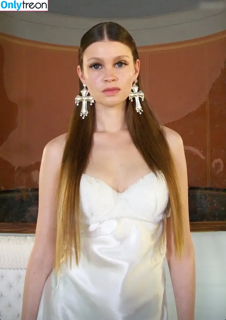 ikkimel nude photo #0036 (ikkimel42)
