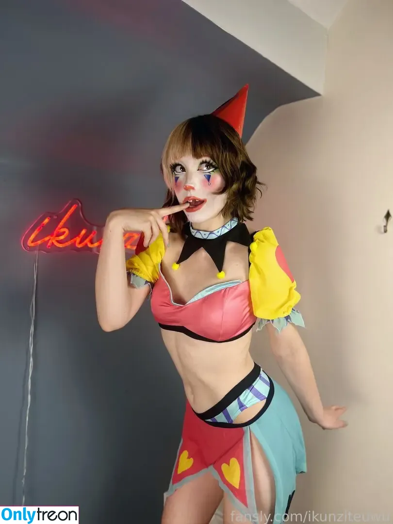 ikunziteuwu nude photo #0003 (toothless teddie / toothlessteddie)