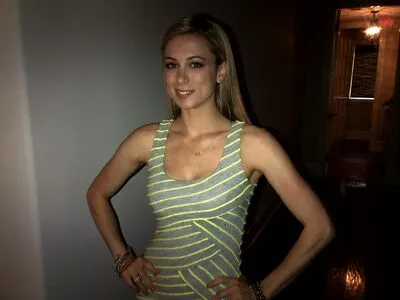 Iliza Shlesinger / ilizas nude photo #0080