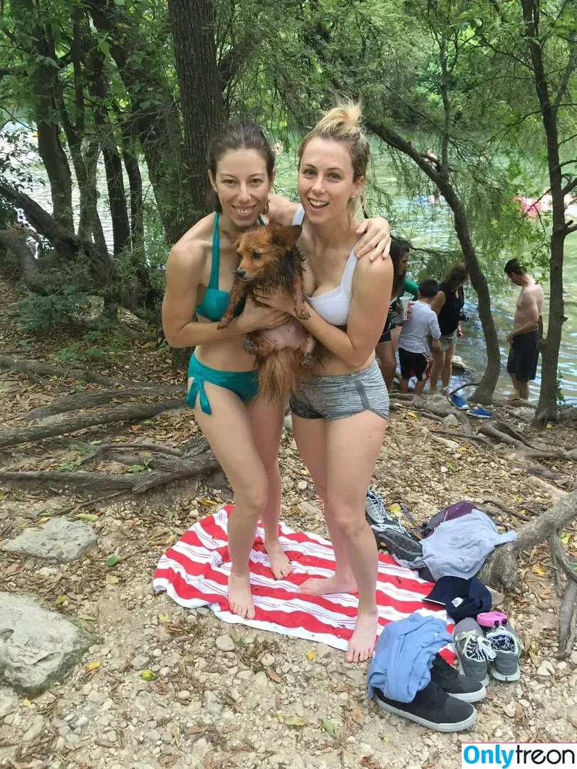 Iliza Shlesinger nude photo #0162 (ilizas)