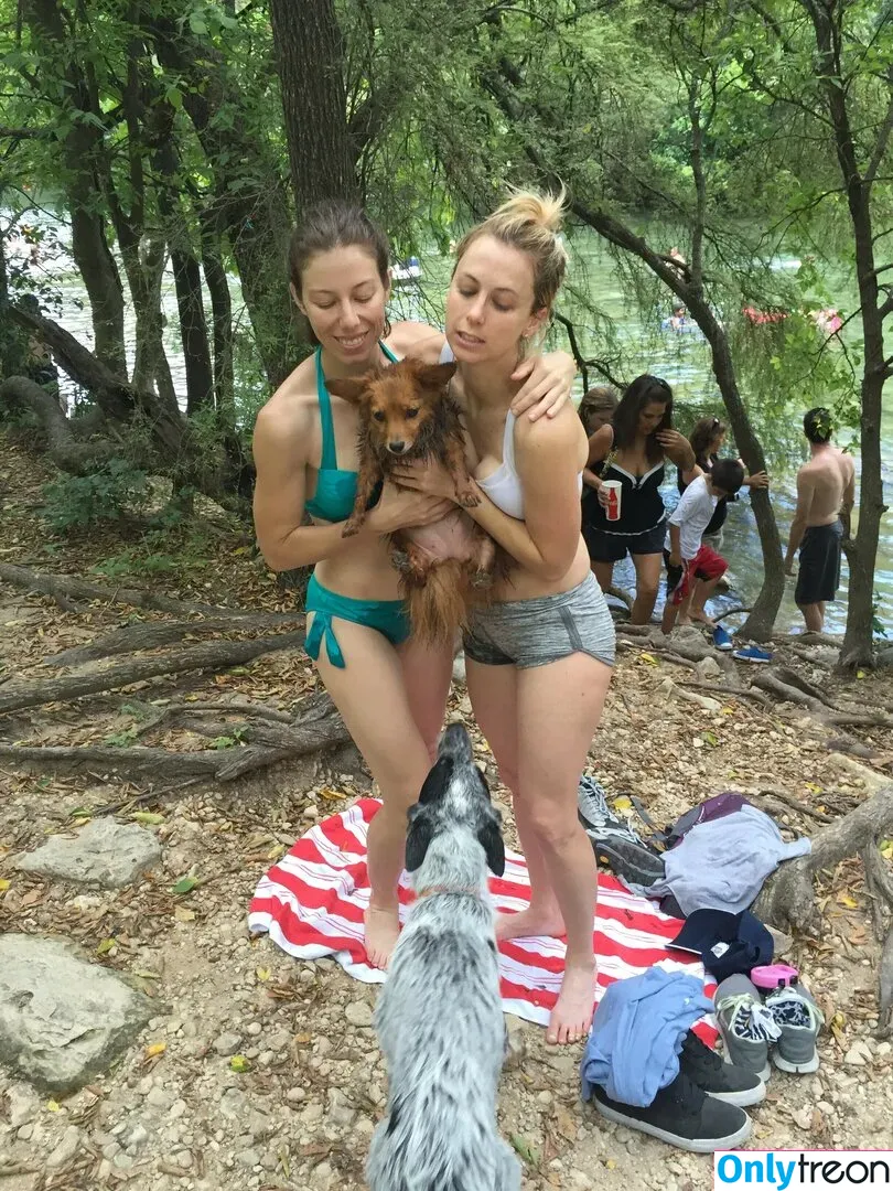 Iliza Shlesinger nude photo #0164 (ilizas)
