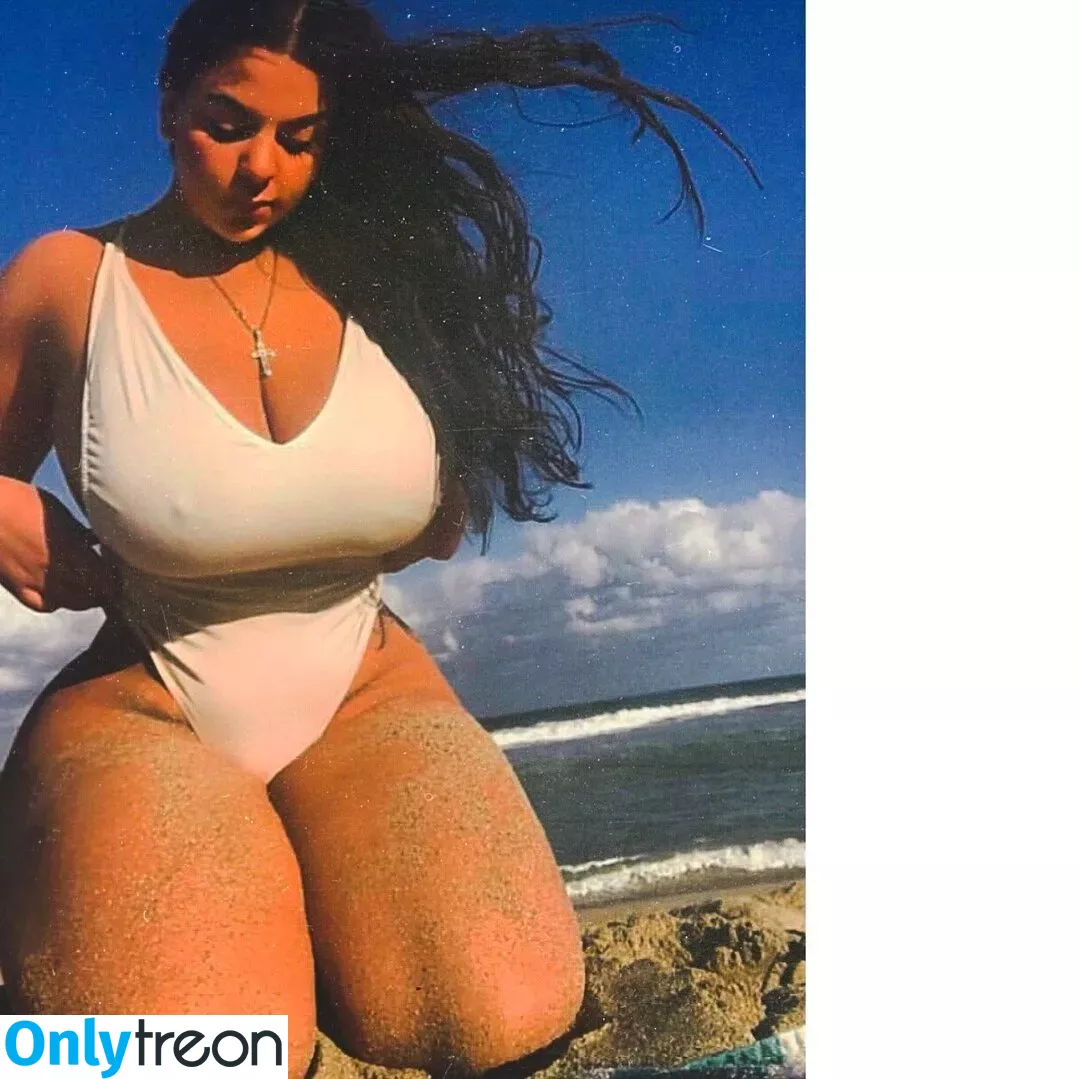 iloveteniah nude photo #0009 (iloveteniah)