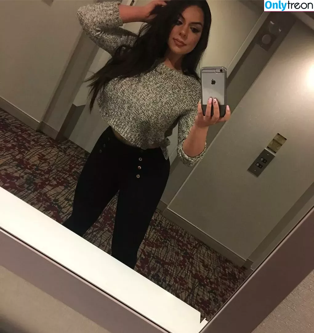 iloveteniah nude photo #0055 (iloveteniah)
