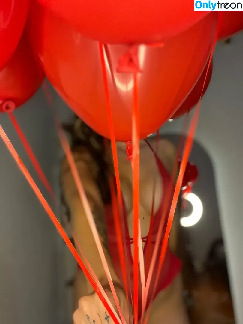imkimsmithvip nude photo #0009 (imkikismith)