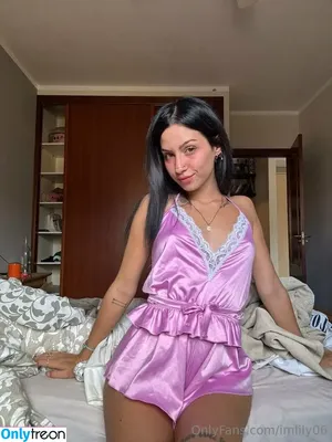 imlily06 / Lily nude photo #0002
