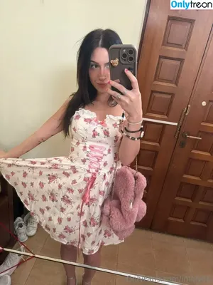 imlily06 / Lily nude photo #0010