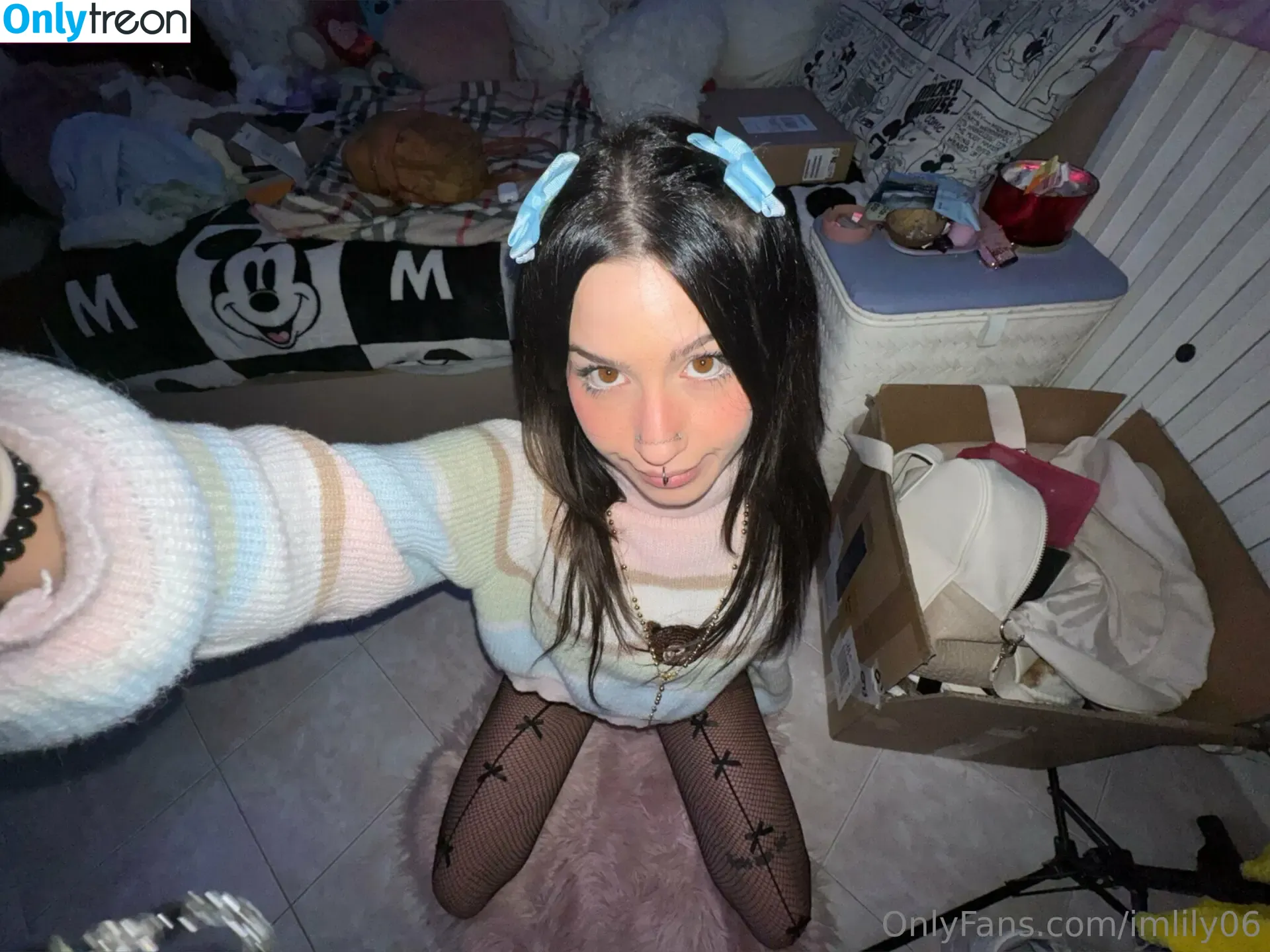 imlily06 nude photo #0034 (Lily)