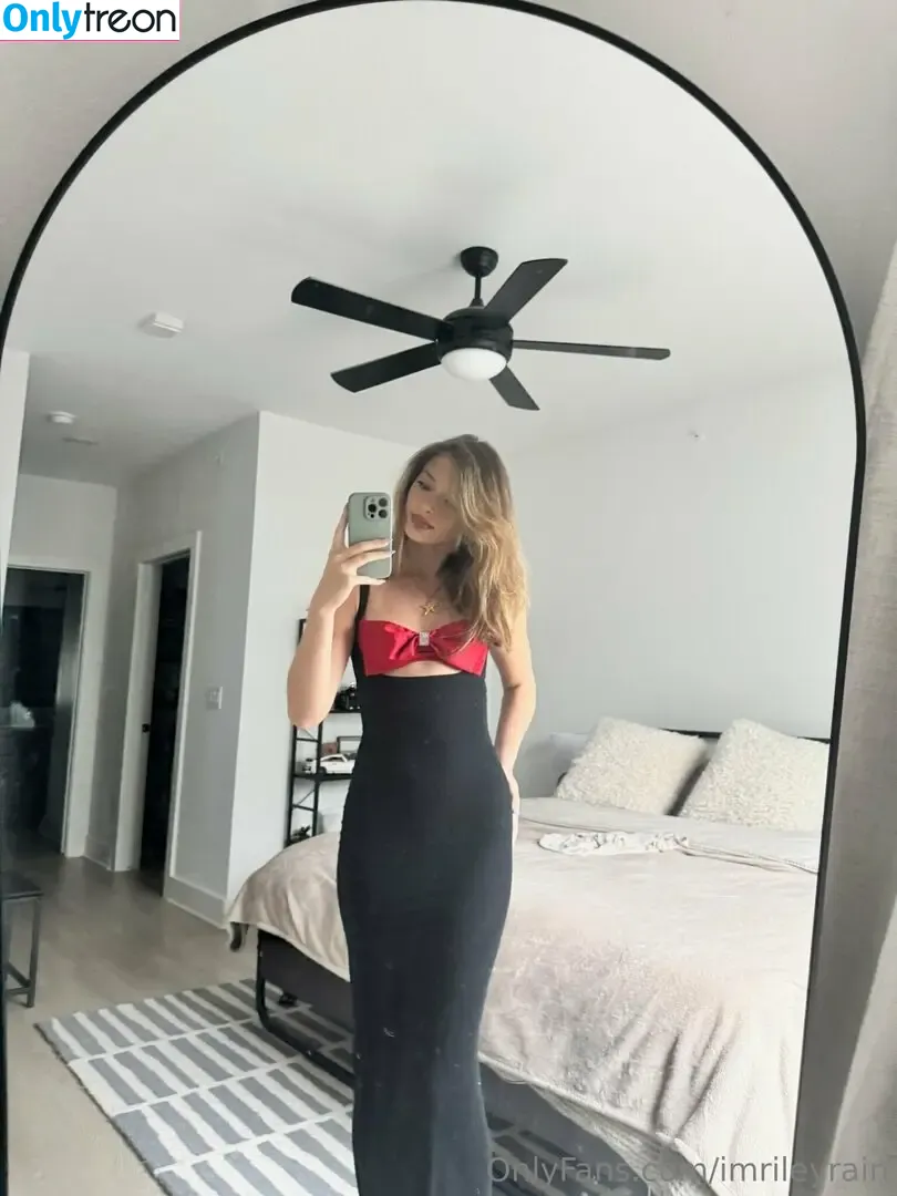 imrileyrain nude photo #0340 (imrileyrain)