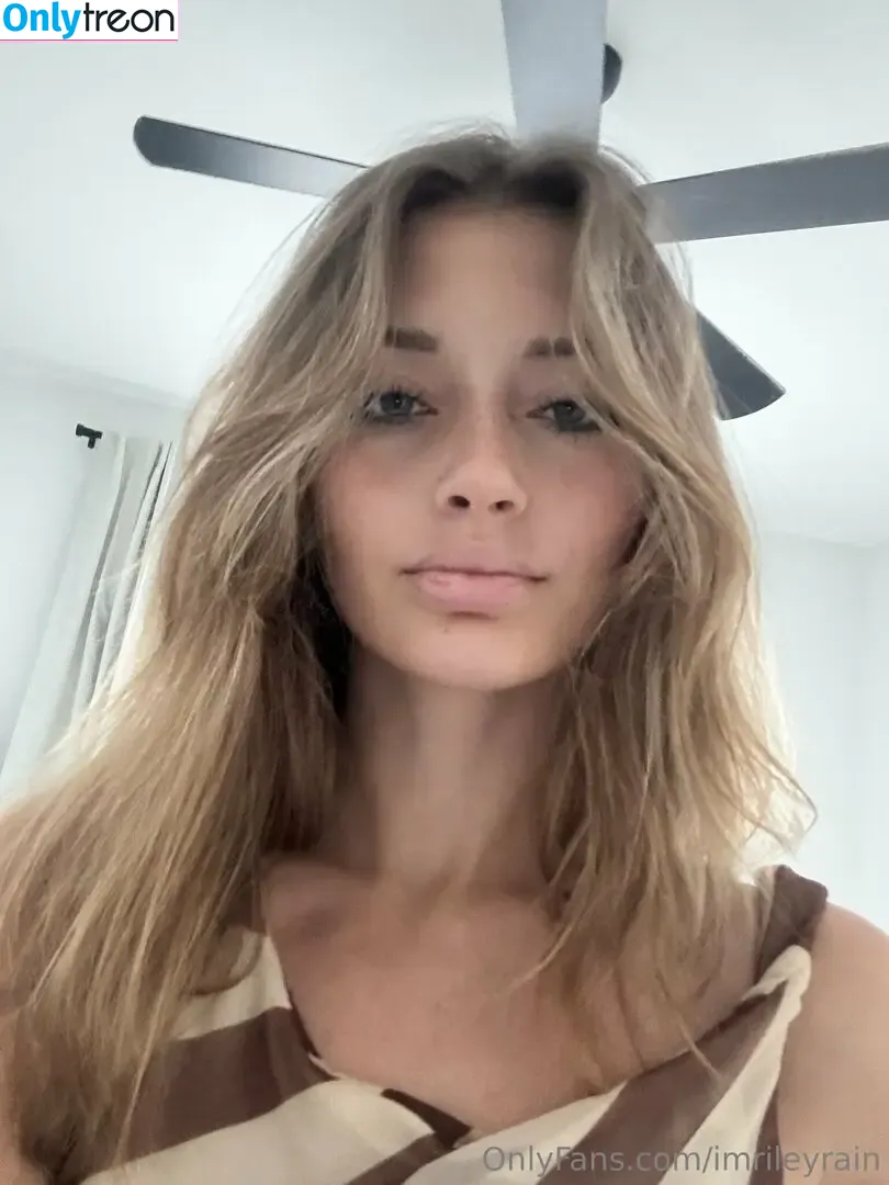 imrileyrain nude photo #0341 (imrileyrain)