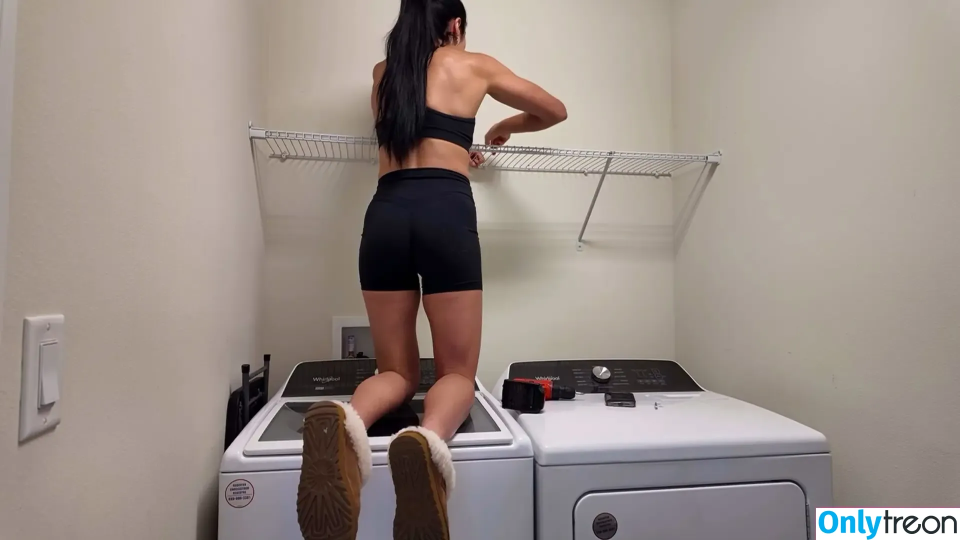 Indi Hartwell nude photo #0395 (indihartwell)