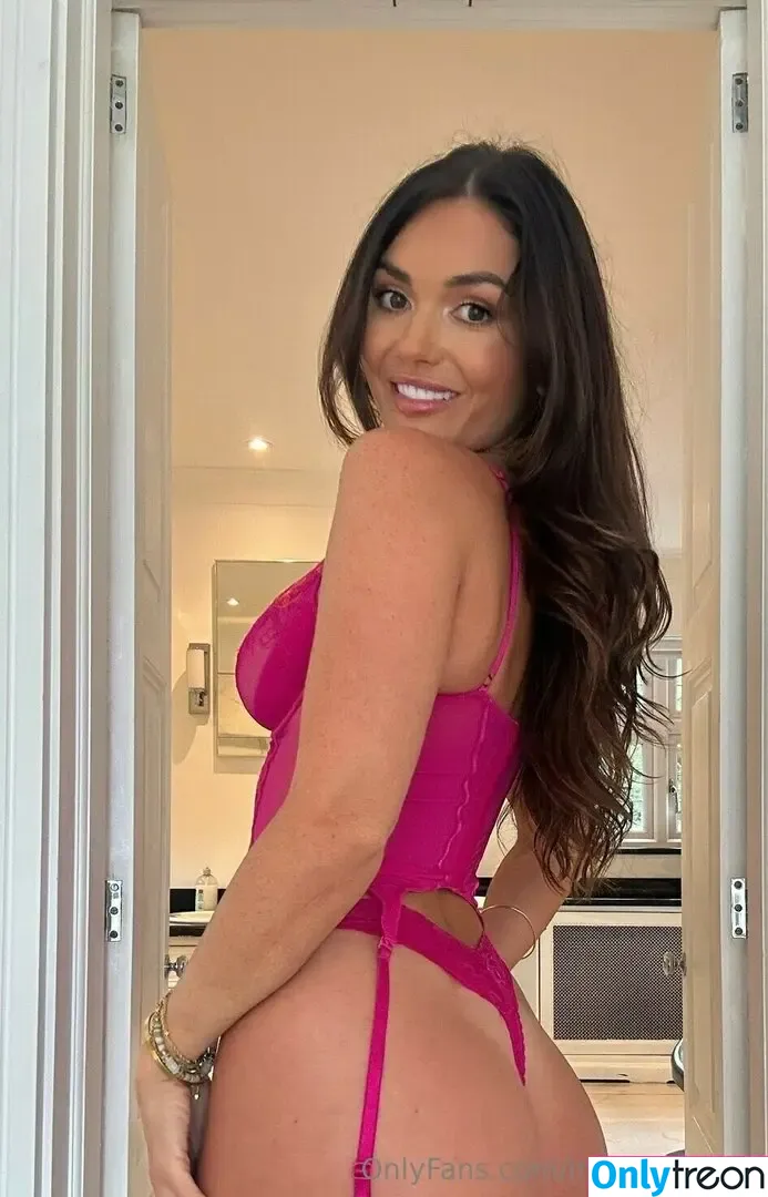India Reynolds nude photo #0888 (indiareynolds / lovefromreyn)