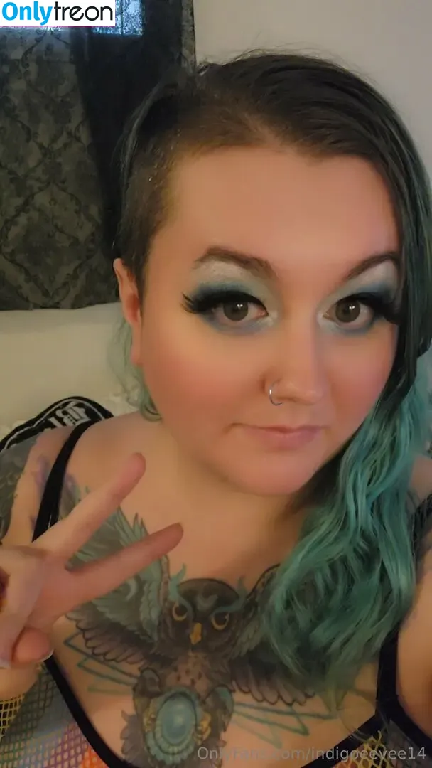 indigoeevee14 nude photo #0021 (ind_igo14)