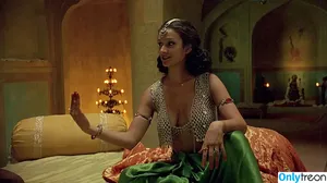 Indira Varma / indiravarma nude photo #0054