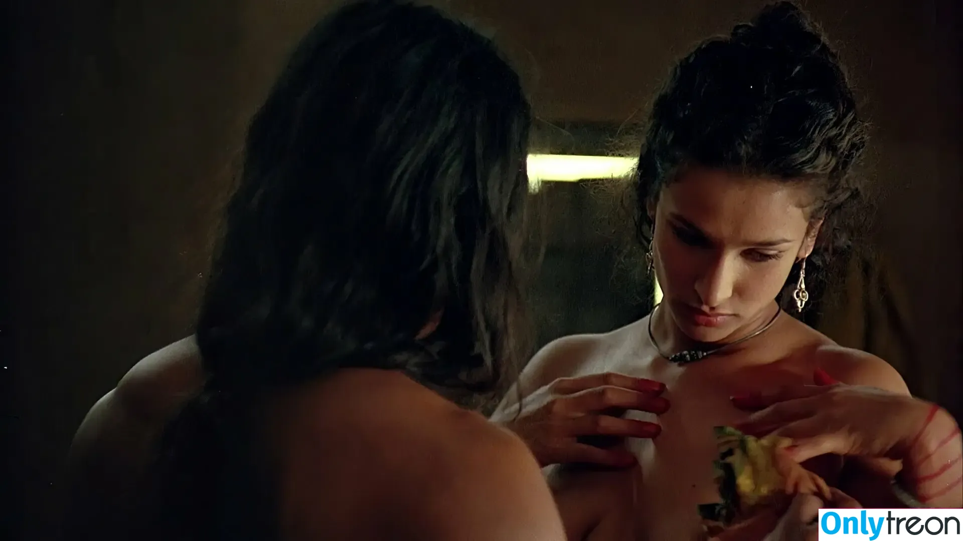 Indira Varma nude photo #0017 (indiravarma)