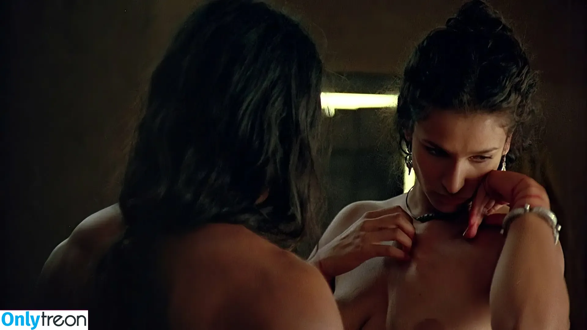 Indira Varma nude photo #0019 (indiravarma)