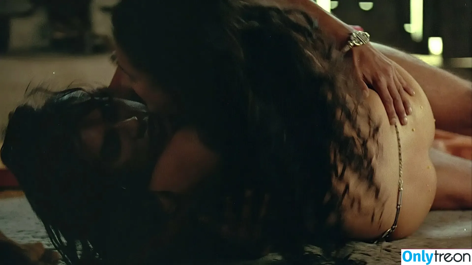 Indira Varma nude photo #0033 (indiravarma)