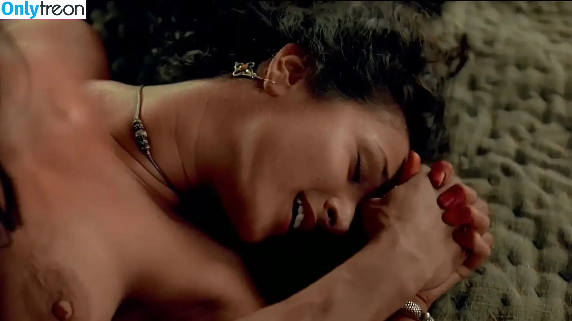 Indira Varma nude photo #0056 (indiravarma)