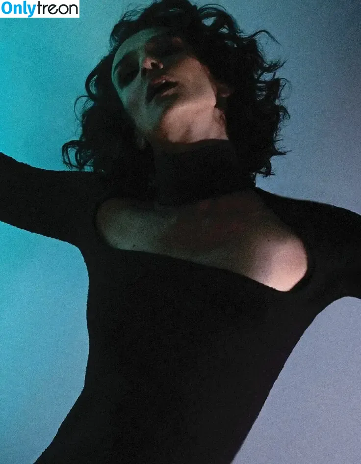 Indira Varma nude photo #0127 (indiravarma)