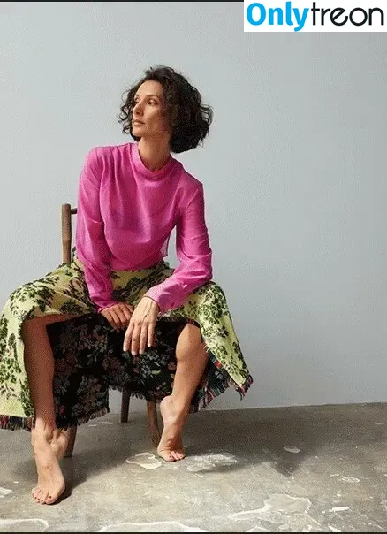Indira Varma nude photo #0140 (indiravarma)