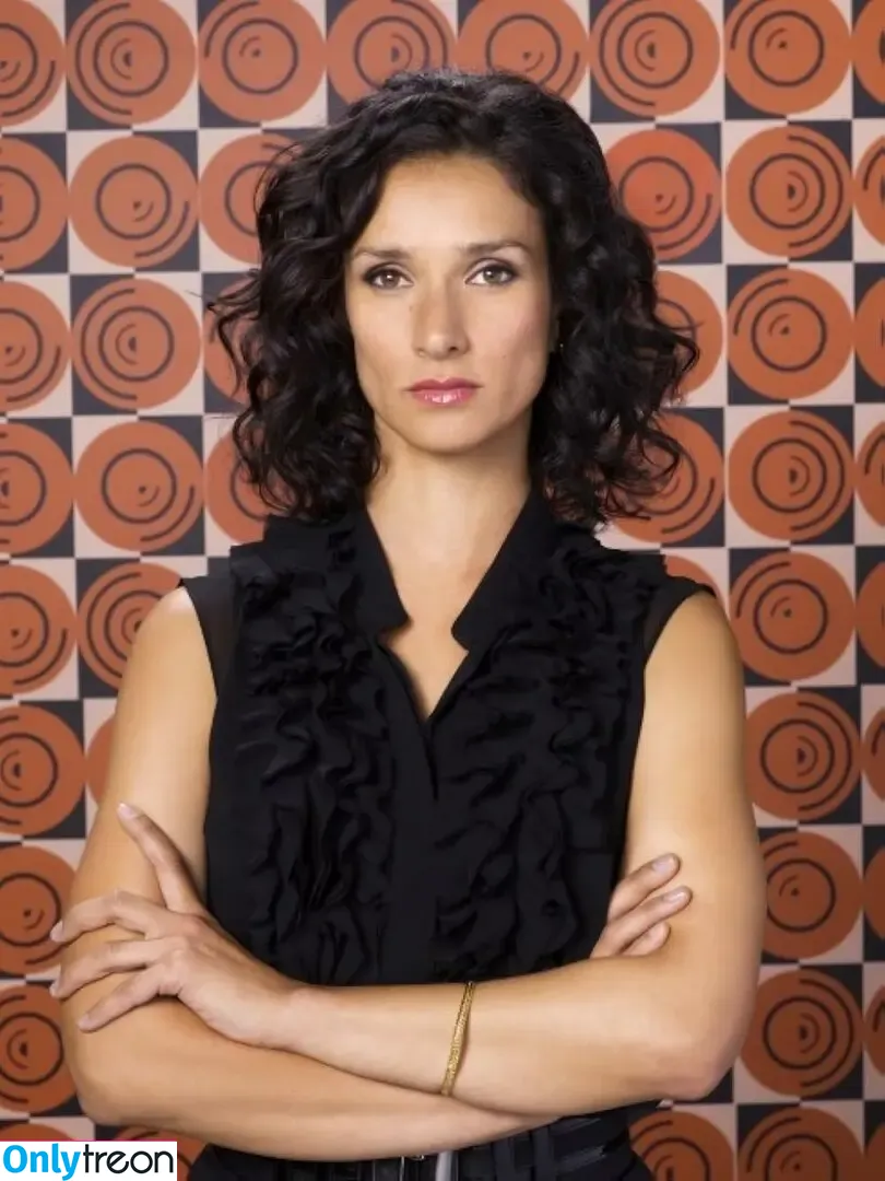 Indira Varma nude photo #0165 (indiravarma)