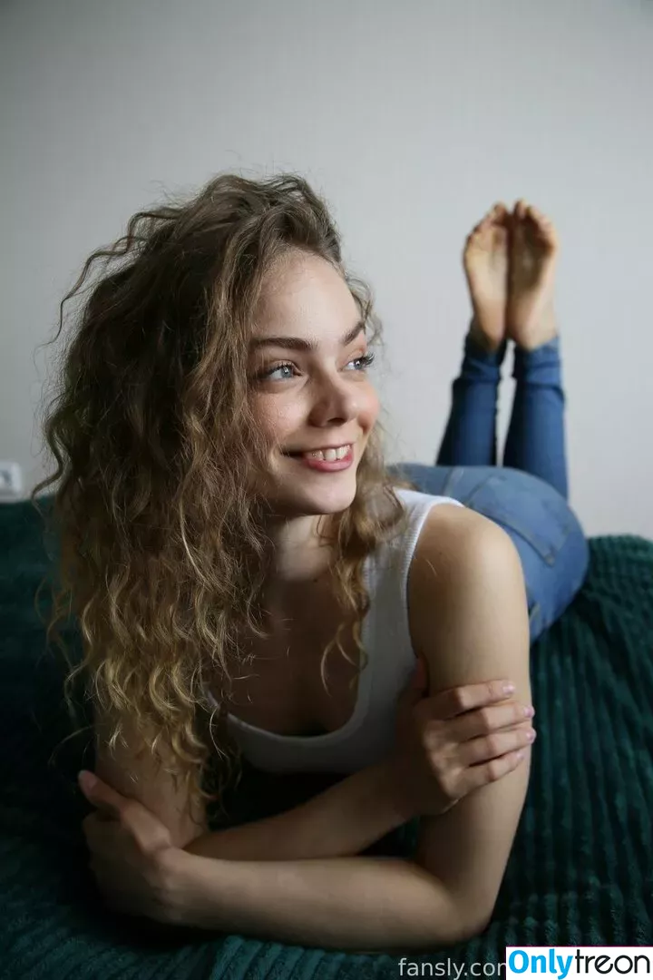 ineedmary nude photo #0393 (Maria Kozlovskaya)