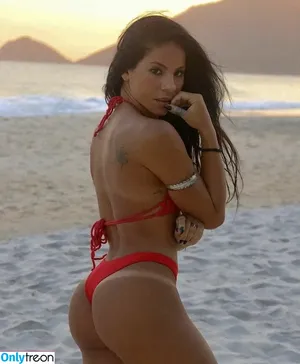 Ingrid Oliveira / Ingrid Bronze / ingridoliveirasexyoficial nude photo #0007