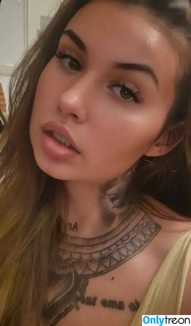 inked_alyssa nude photo #0082 (alyssa.assassina)