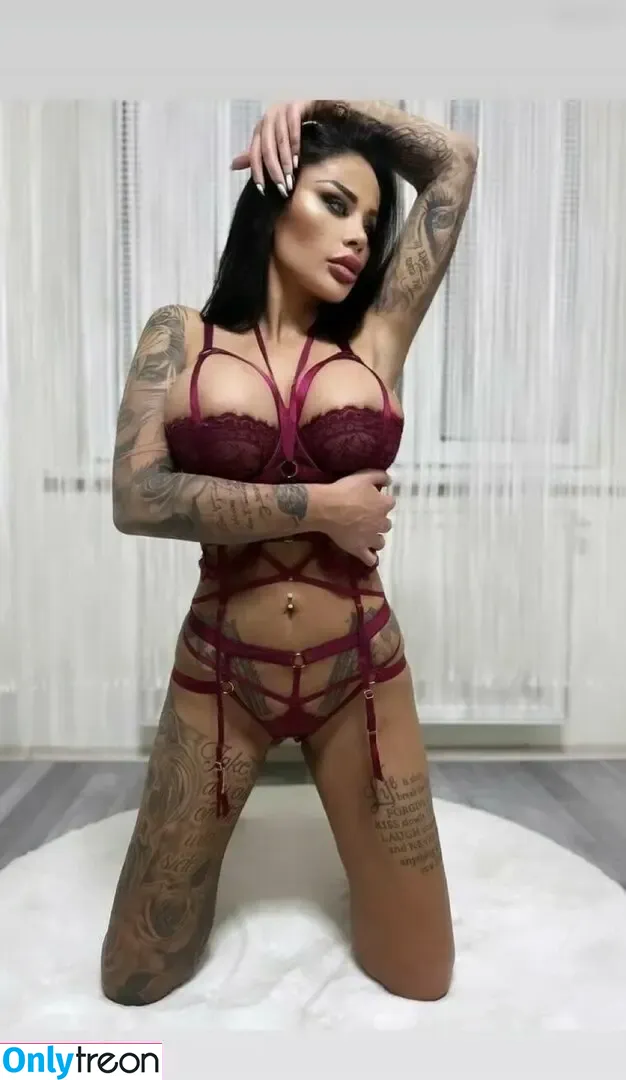 Inked_Jana nude photo #0010 (Inked_Jana)