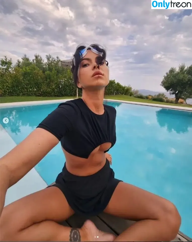 Inna (Sängerin) nude photo #0019 (inna / inna_ro)