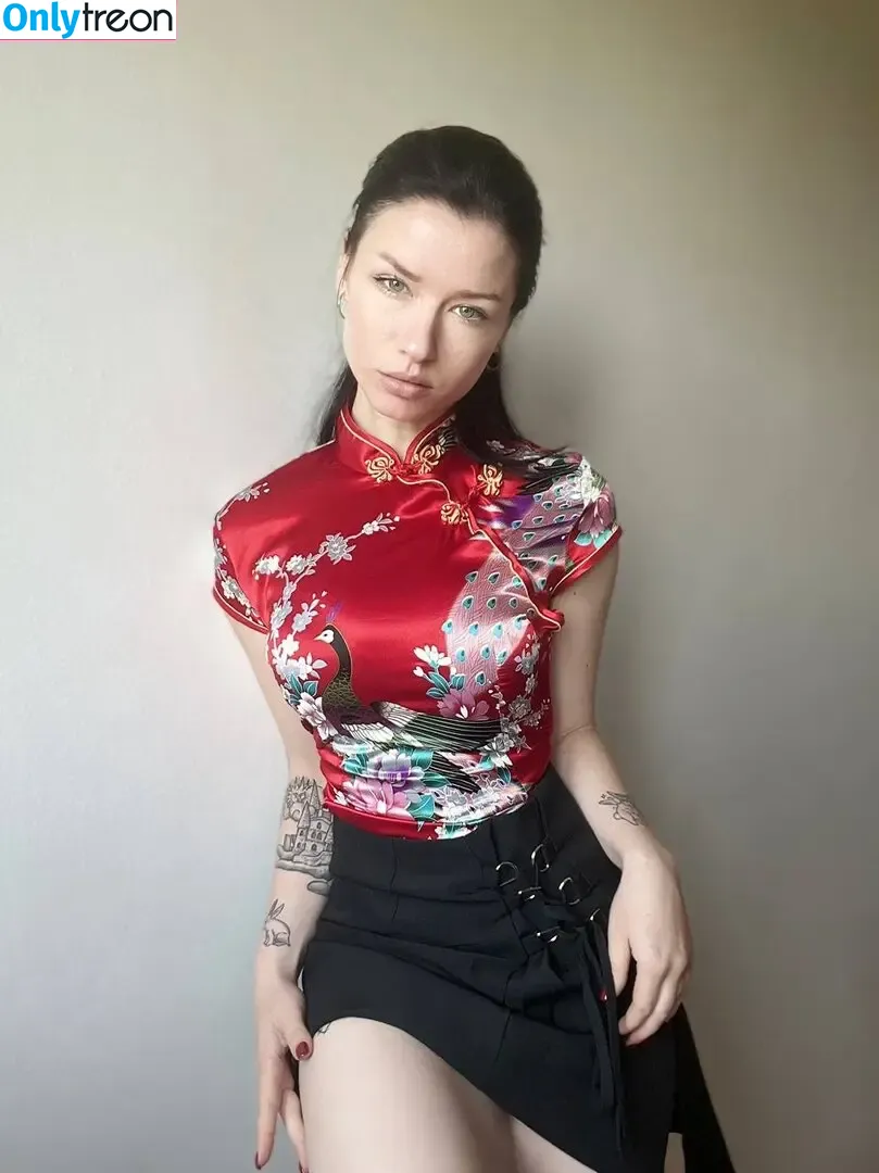 innervus nude photo #0635 (Instagram)
