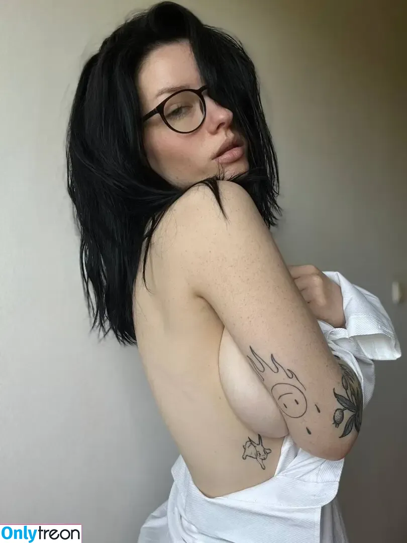 innervus nude photo #0662 (Instagram)