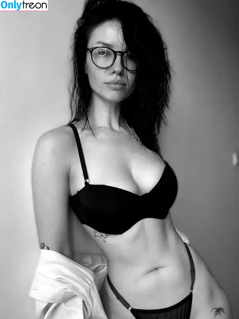 innervus nude photo #0678 (Instagram)