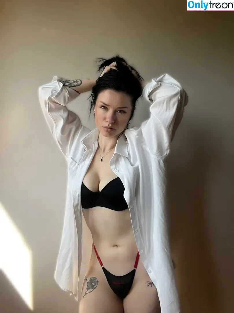 innervus nude photo #0687 (Instagram)