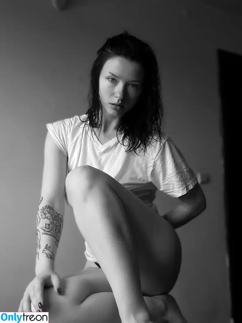 innervus nude photo #0694 (Instagram)