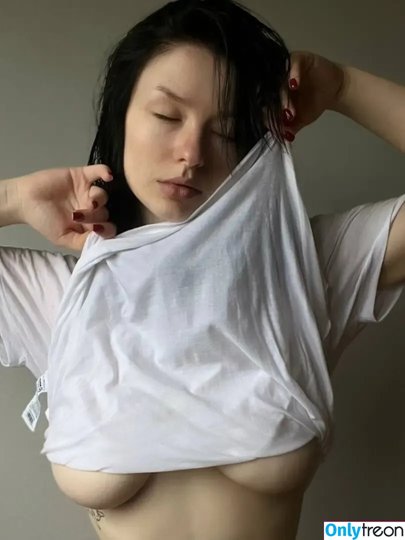 innervus nude photo #0704 (Instagram)